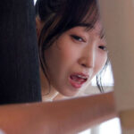 筋肉バリキレ！性欲異常！男の汗と精子の匂いでドスケベ覚醒する肉食妻のエグい程下品な汗だくち○ぽトレーニング 蓮実クレア