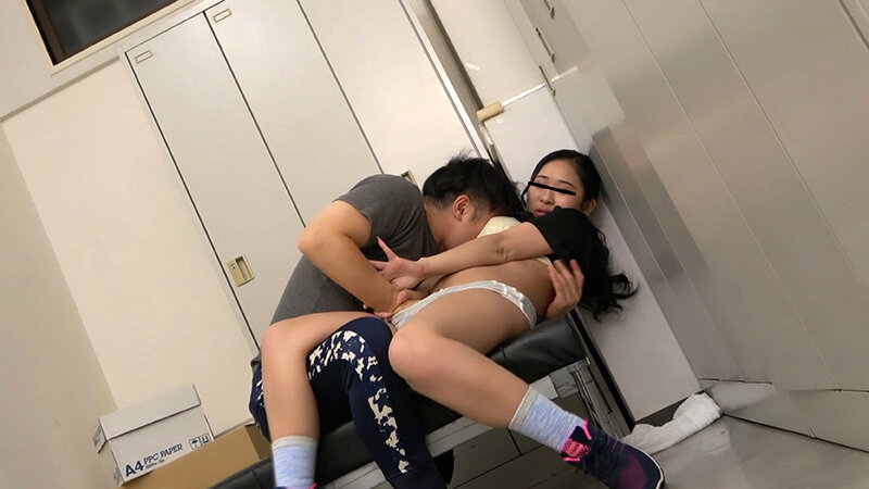 親近感の沸くジム女子たちをロッカーで白目剥くまでガン突きSEX